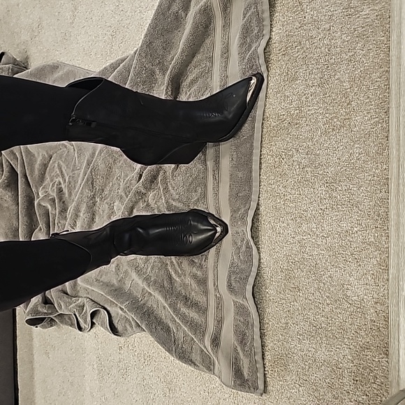 Fashion Nova Shoes - Botties